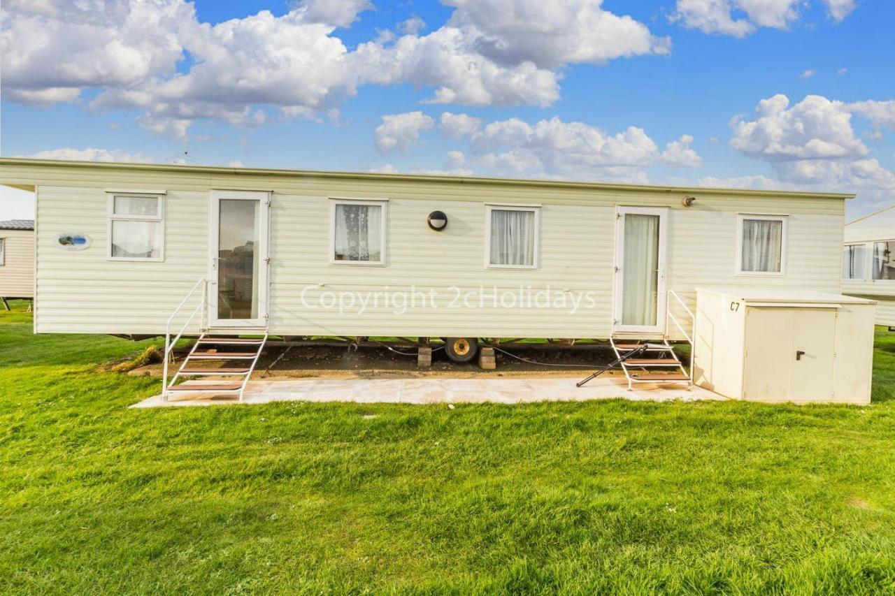 ホテル 8 Berth Caravan For Hire At Heacham Holiday Park In Norfolk Ref 21024F エクステリア 写真